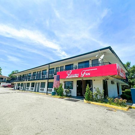 Luxury Inn By Oyo Άλμπανι Εξωτερικό φωτογραφία